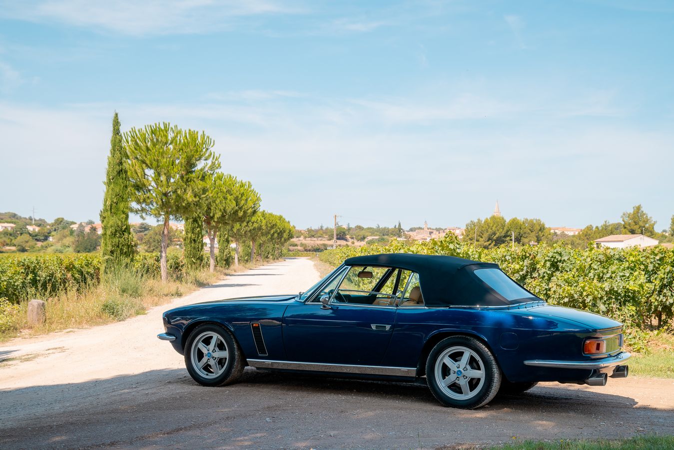 Jensen Interceptor-102.jpg